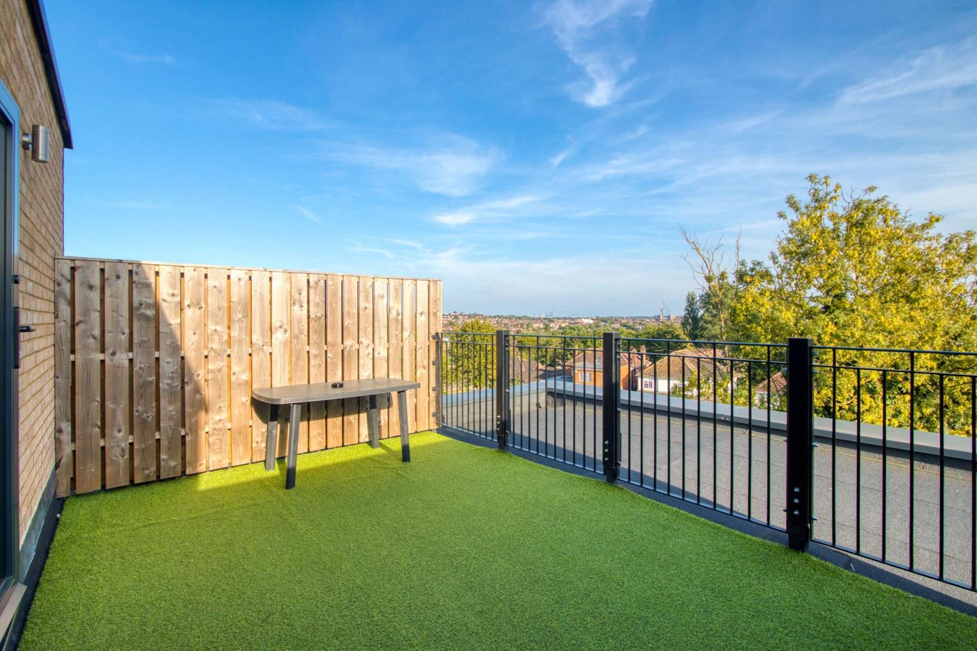 Ferienwohnung Modern Penthouse In Wembley London Exterior foto