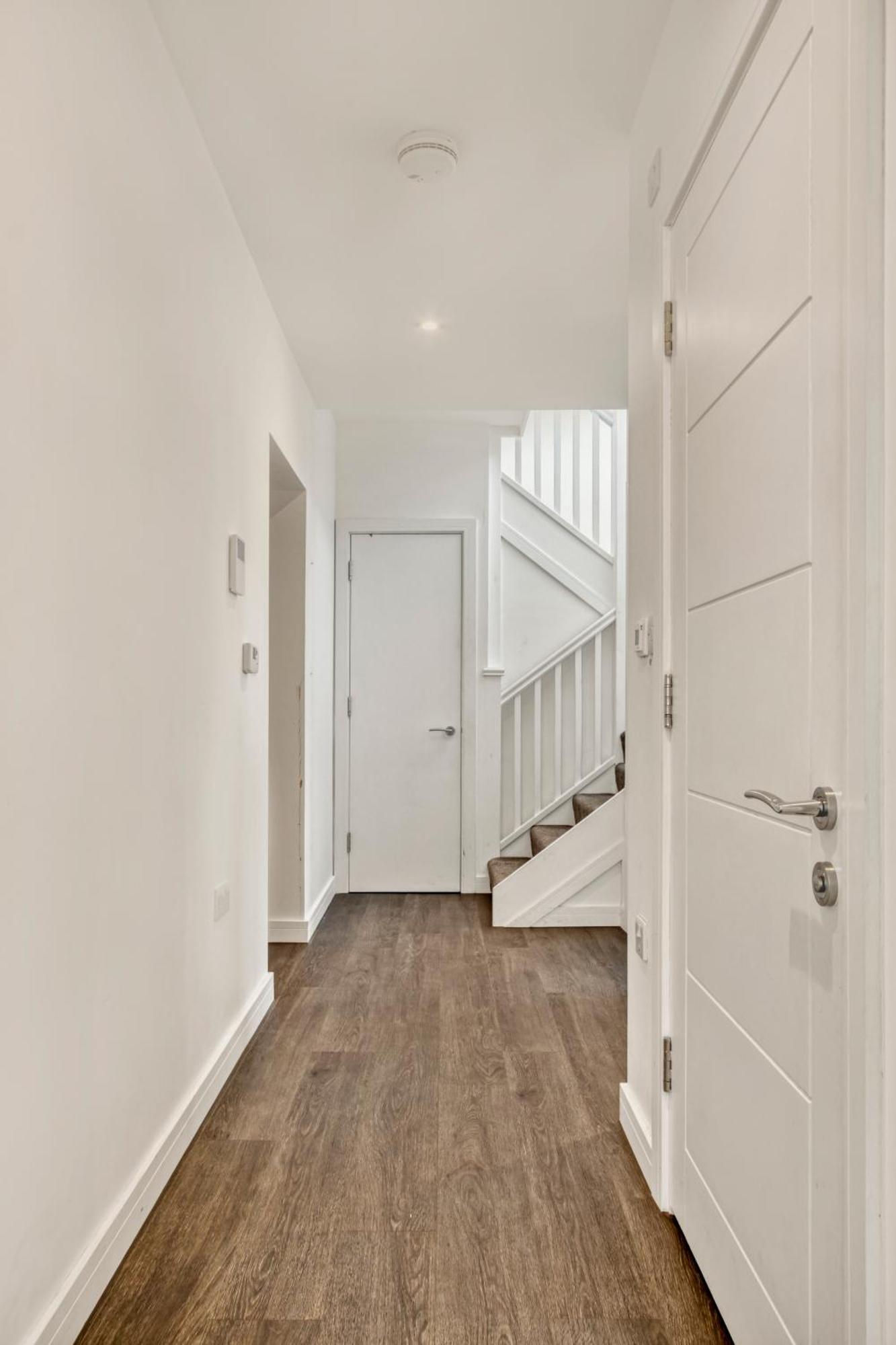 Ferienwohnung Modern Penthouse In Wembley London Exterior foto